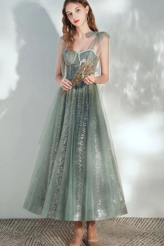 fit and flare evening dress-Elegant Sweetheart Strapped A-Line Sequined Prom Dress with Tulle