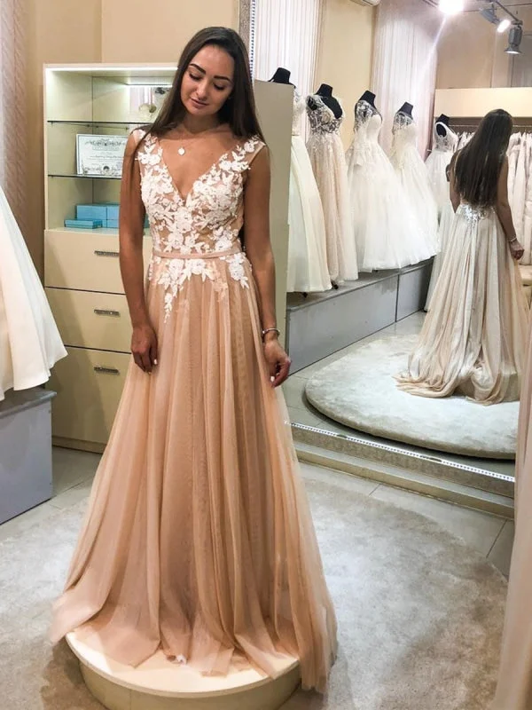 bodycon evening gown-Elegant V Neck Champagne Lace Floral Prom, Long Champagne Lace Formal Graduation Evening