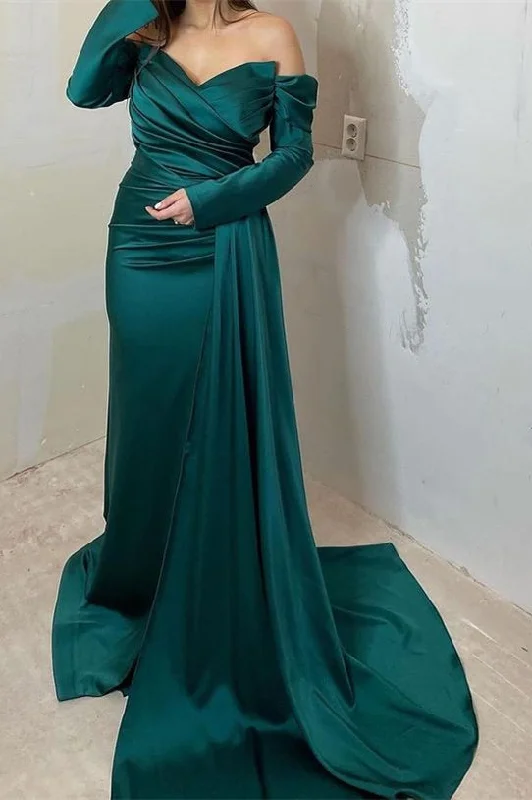 vintage-inspired evening gown-Off-Shoulder Sweetheart Long Sleeves Front Split Mermaid Evening Dress With Ruffle