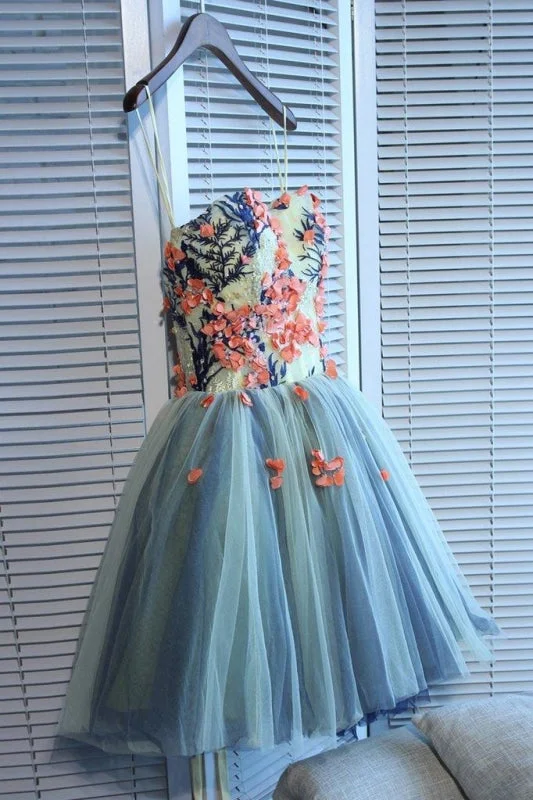 evening dress with embroidery-Unique Sweetheart Tulle Mini Homecoming Dress with Flowers A Line Short Prom Gown