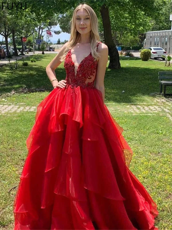 sweetheart neckline evening dress-V Neck Open Back Red Lace Long Prom Dresses, Red Lace Formal Dresses, Red Evening Dresses