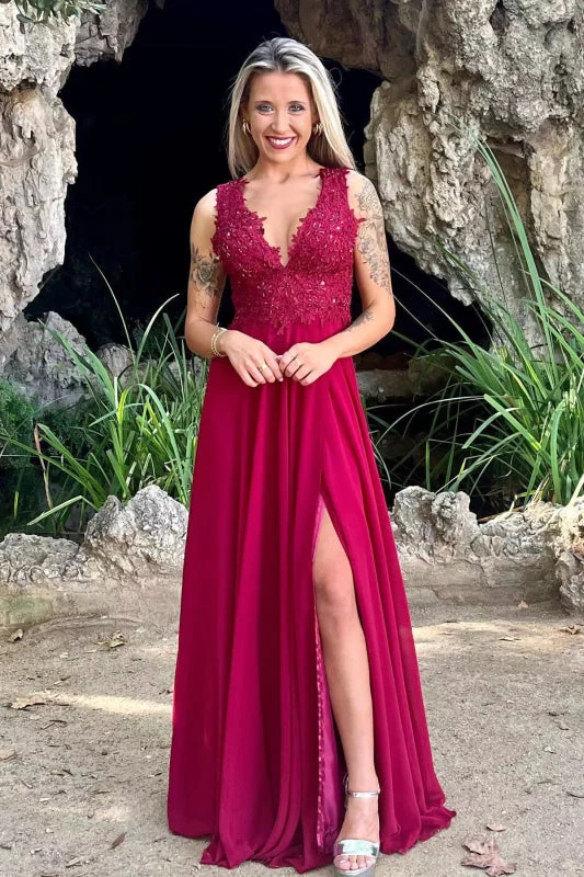 sleeveless tulle evening dress-Vintage Red V-Neck Long Prom Dress with Split and Appliqu¨¦s