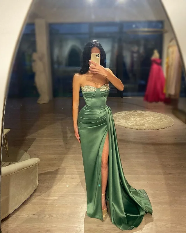 scalloped hem evening gown-Sheath/Column Strapless Beaded Green Long Sleeves Prom Dress with Slit QP0865