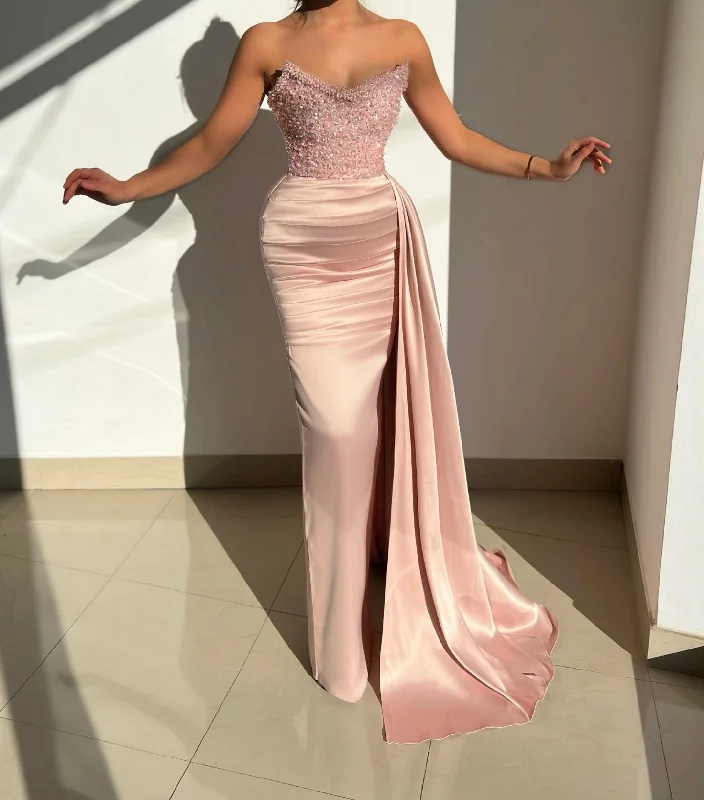 evening dress with crystals-Chic Strapless Beaded PinkLog Prom Evening Dress With Sweep Train QP3133